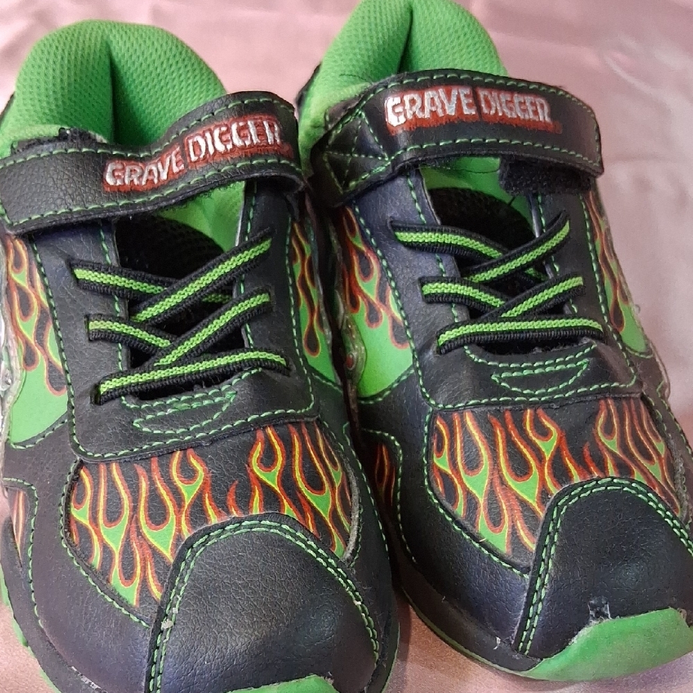 Kids Shoes - Green and Black